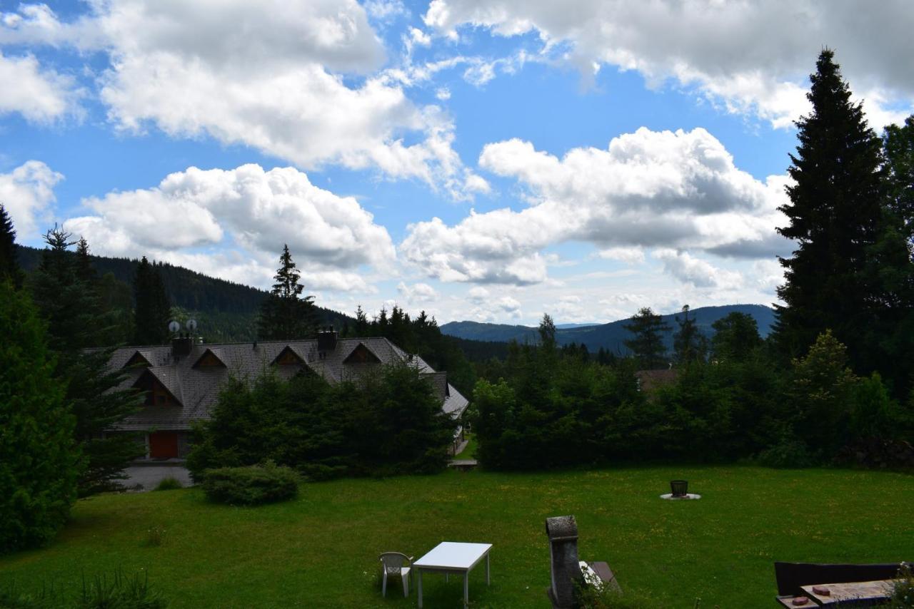 Apartmany Kubova Huť Exteriör bild