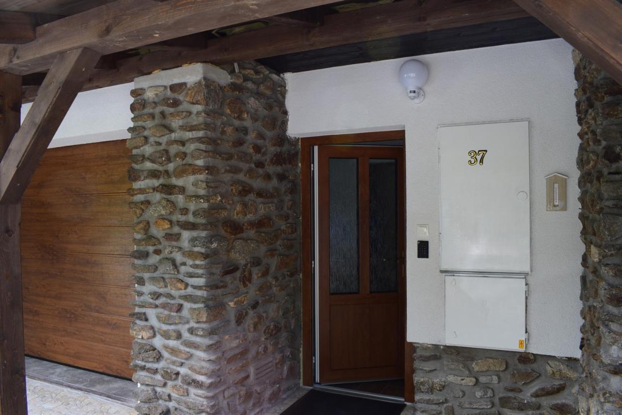 Apartmany Kubova Huť Exteriör bild