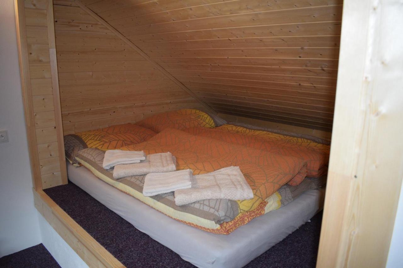 Apartmany Kubova Huť Exteriör bild