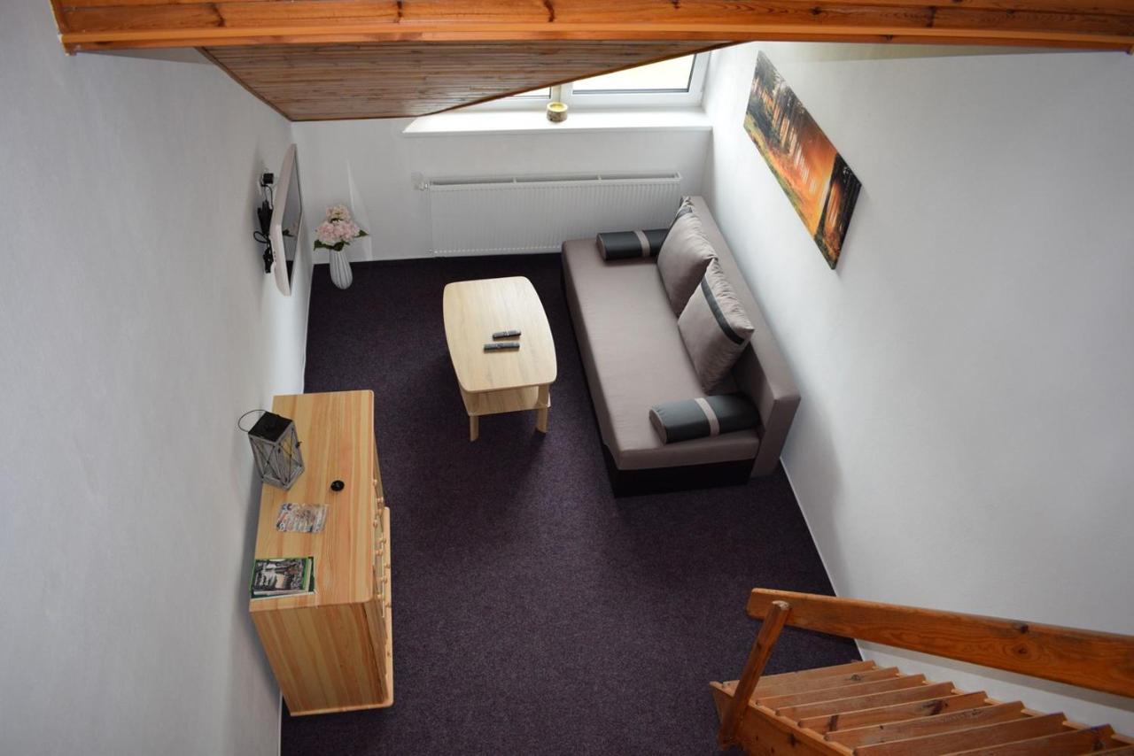 Apartmany Kubova Huť Exteriör bild