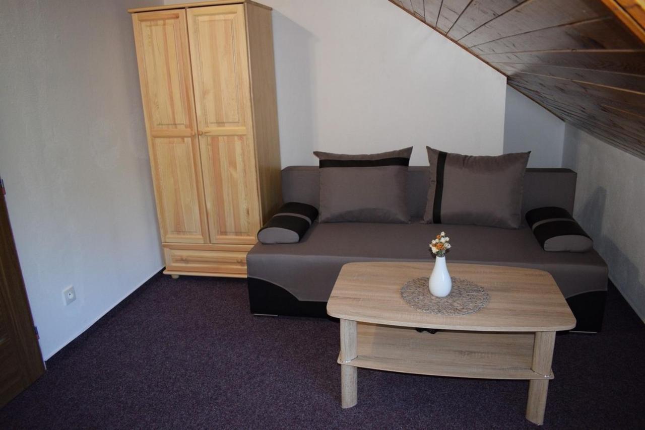 Apartmany Kubova Huť Exteriör bild