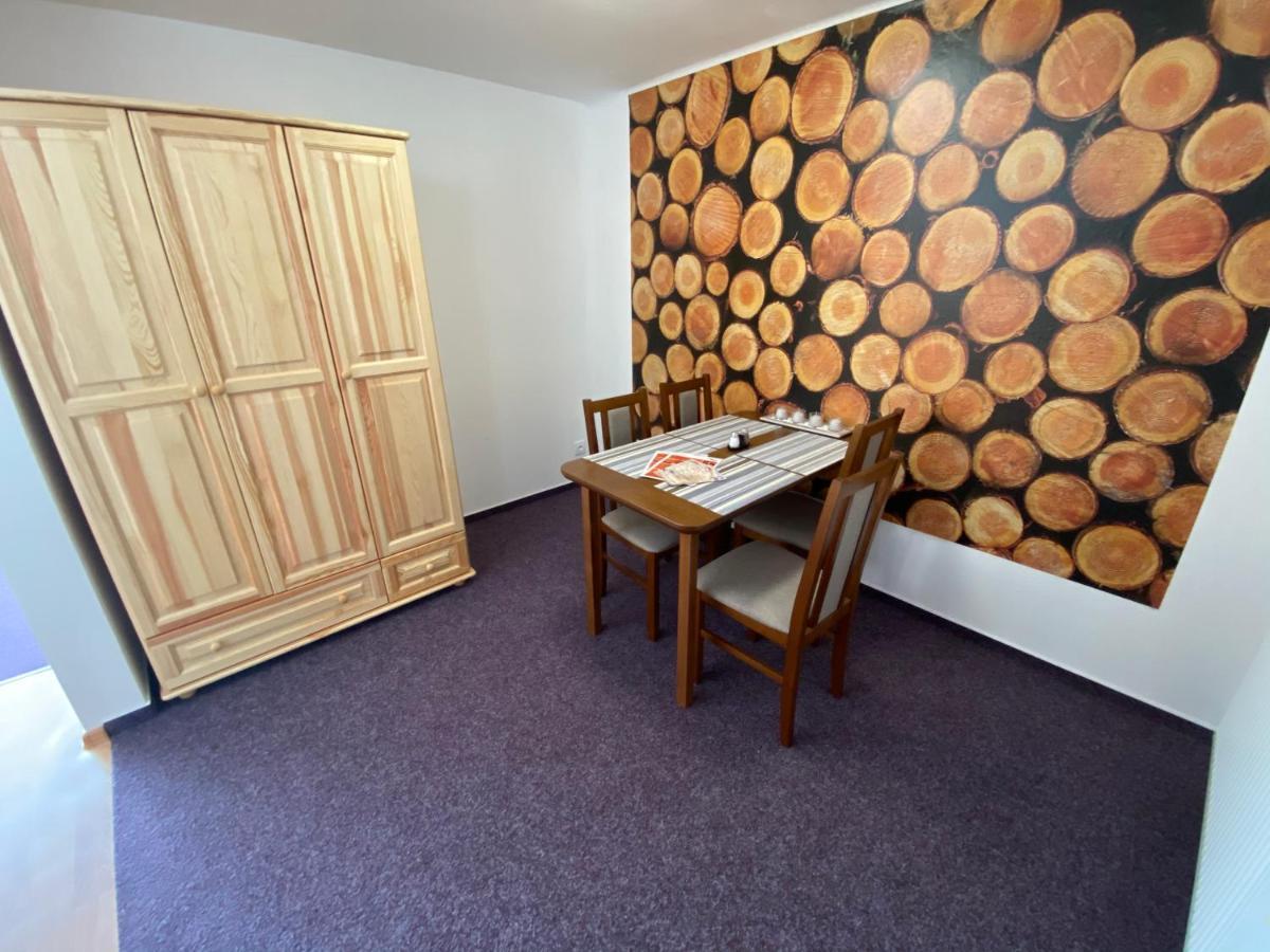 Apartmany Kubova Huť Exteriör bild