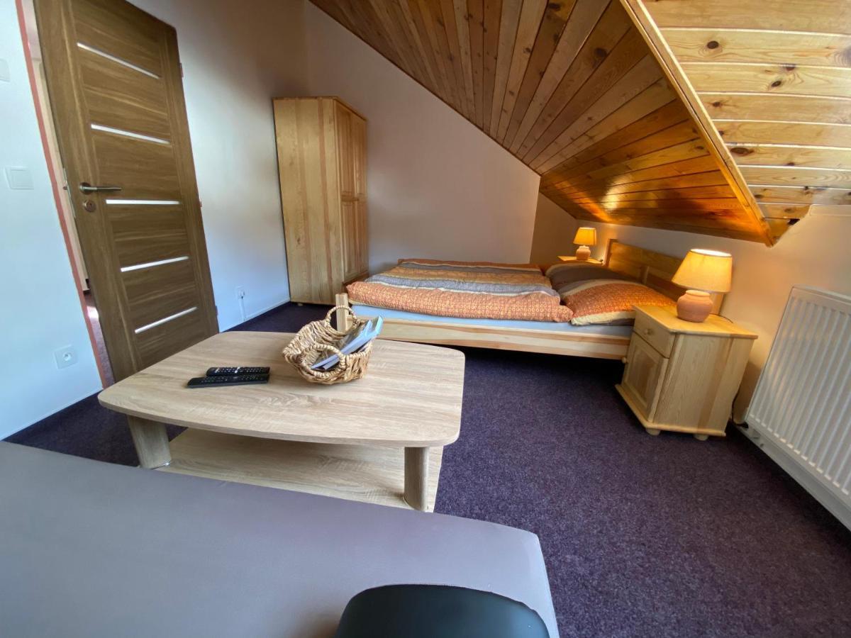 Apartmany Kubova Huť Exteriör bild
