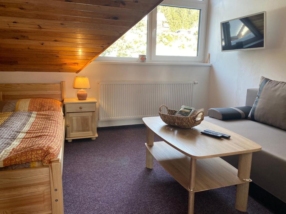 Apartmany Kubova Huť Exteriör bild