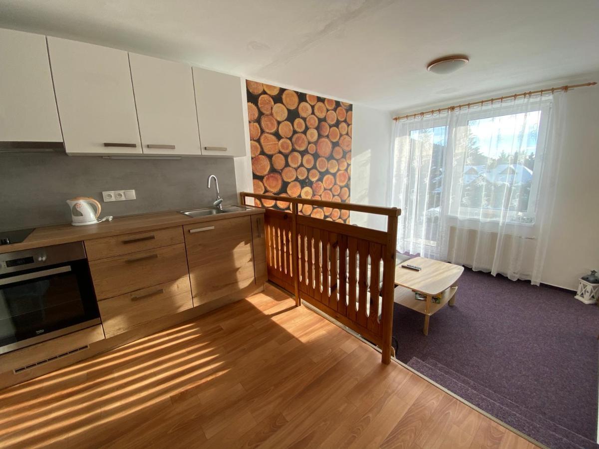 Apartmany Kubova Huť Exteriör bild