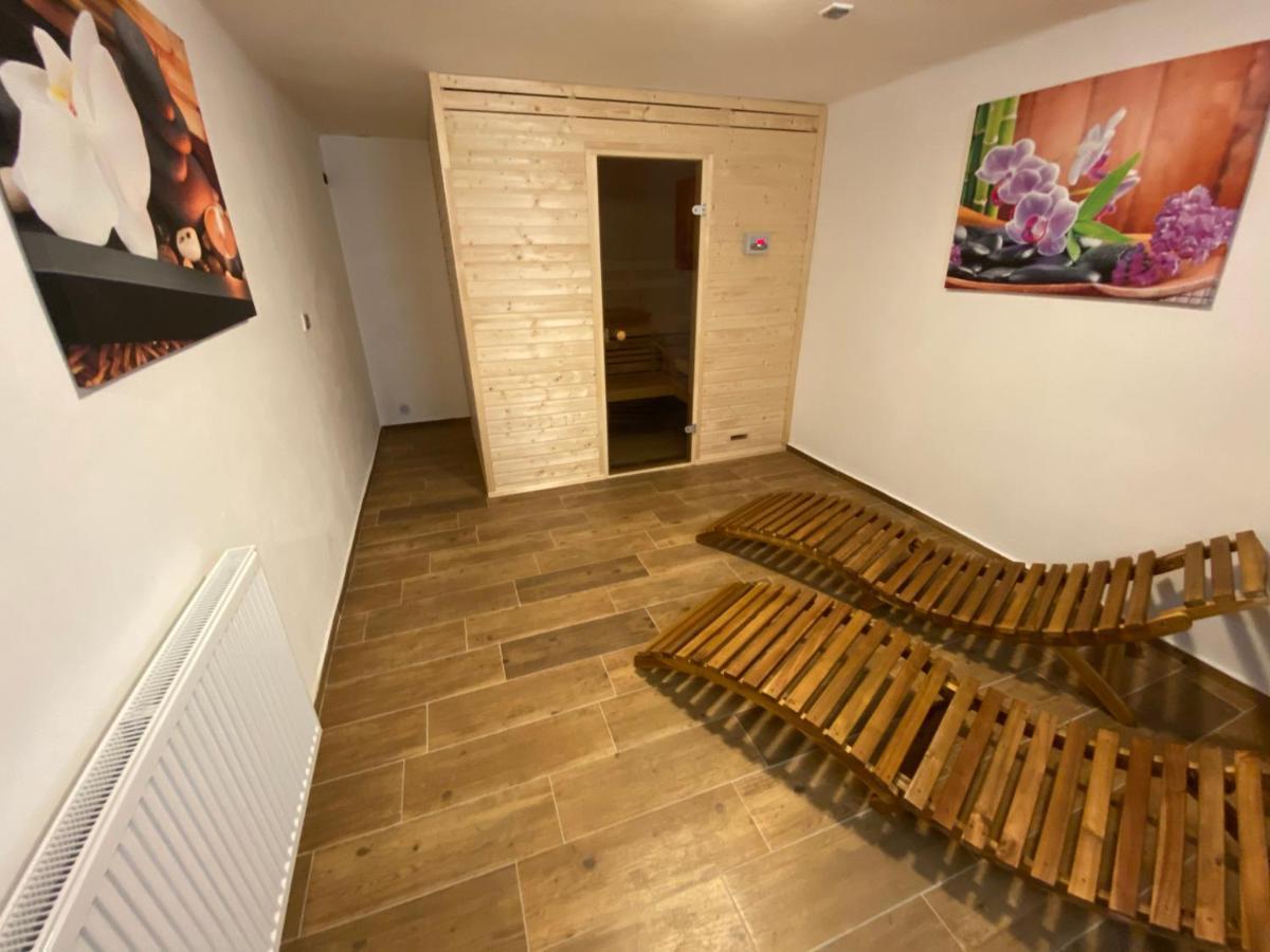 Apartmany Kubova Huť Exteriör bild